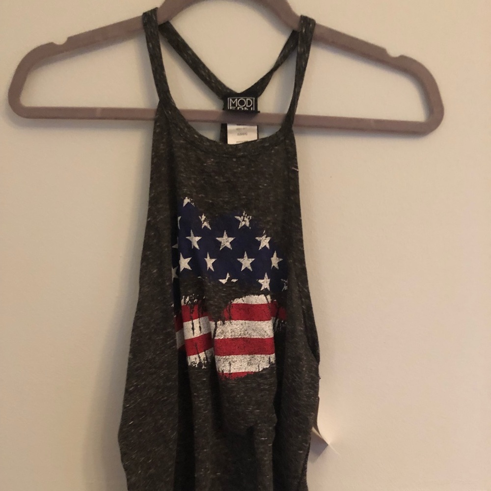 American lips tank
